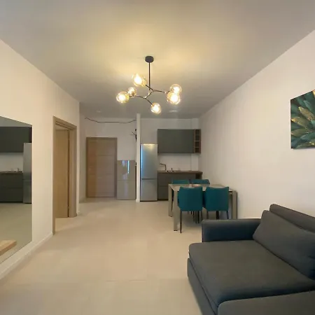 Apartment View De Silva 4 *